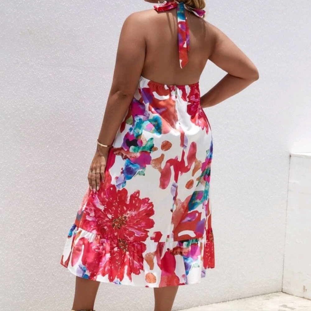 GENTLY USED Plus Size Tie Back Halter Dress..